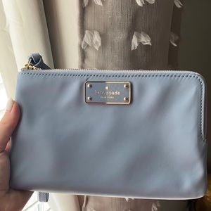kate spade leoni wristlet